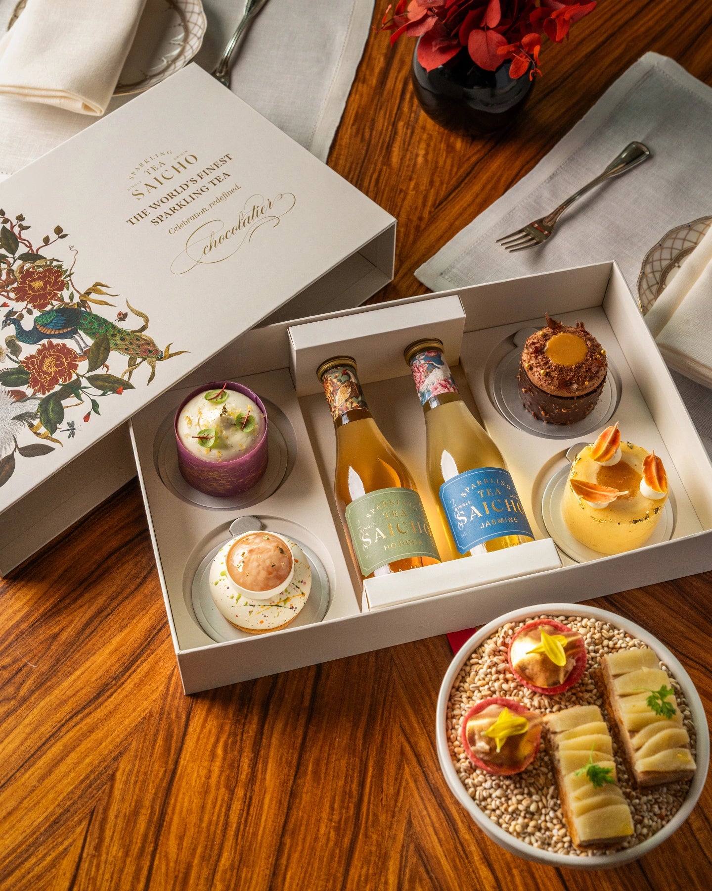 Chocolatier x Saicho À Pastry & À Pétillant Gift Box
